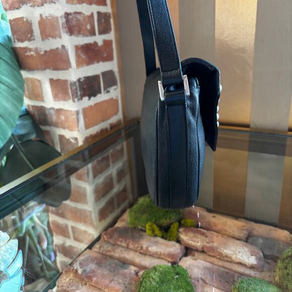 SAINT LAURENT Calfskin Y Studs Black Crossbody - Picture 4 of 7